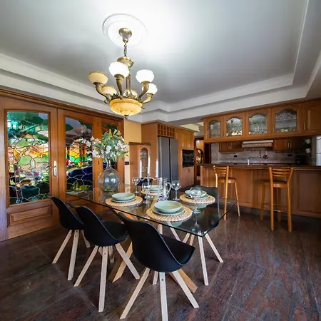 Garden House Guest house *